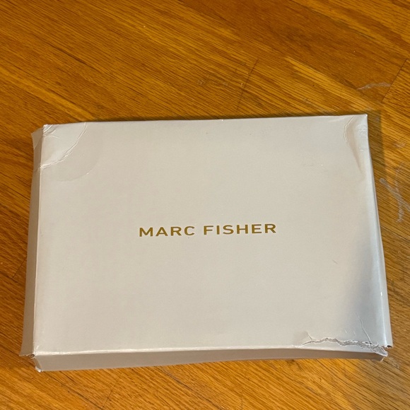 Marc Fisher Black Heels (comes with box)